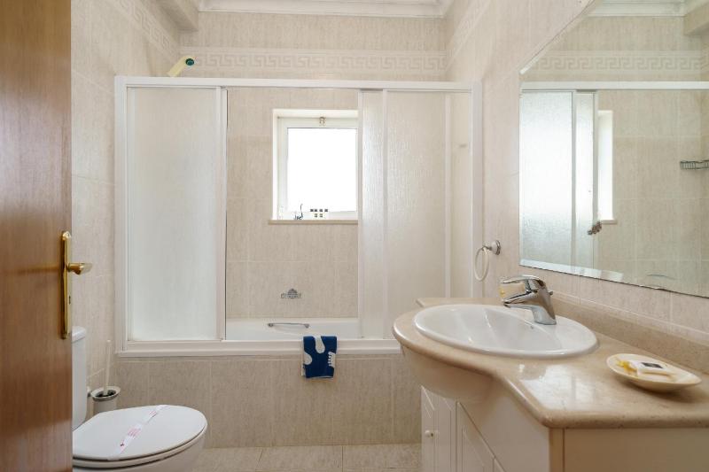 Villa White Cottage by SAPvillas - image 19
