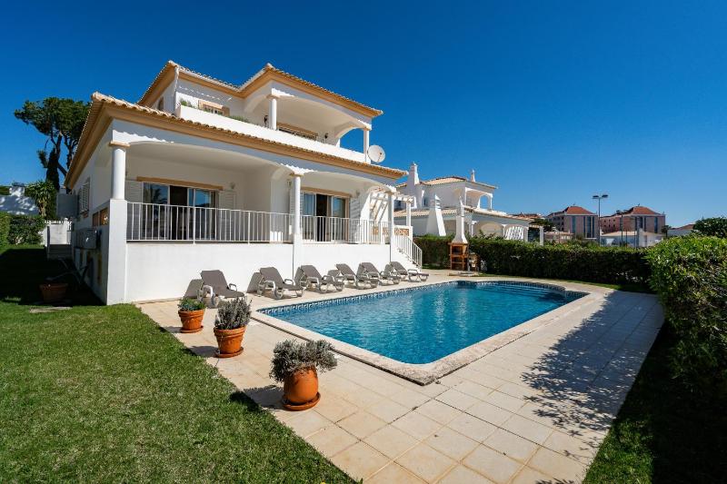 Villa White Cottage by SAPvillas - image 9