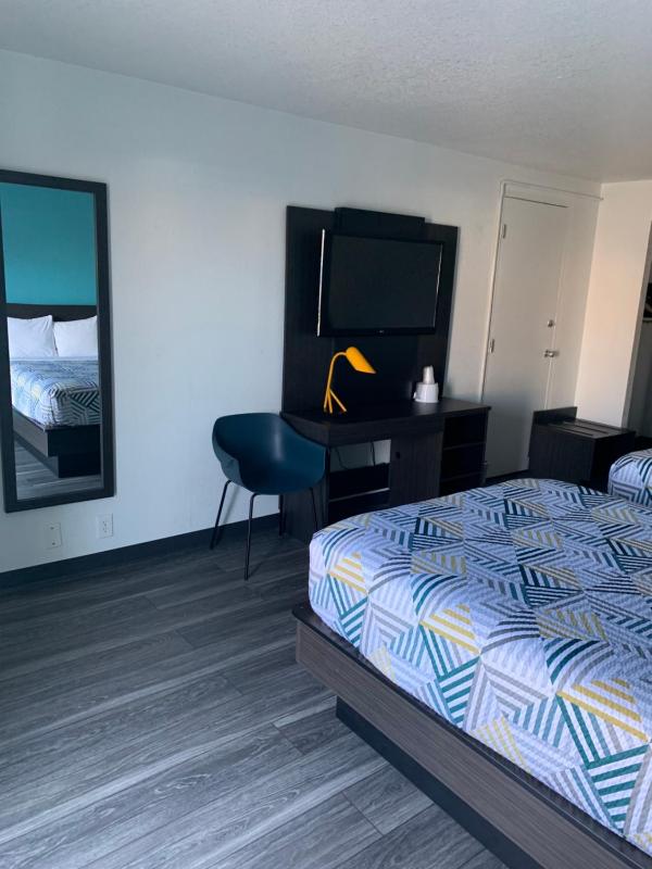 Quadruple Room - Non-Smoking image 3