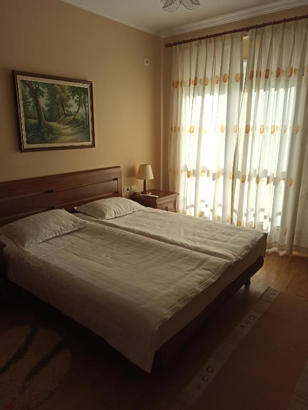 Home Sweet Rental - image 12