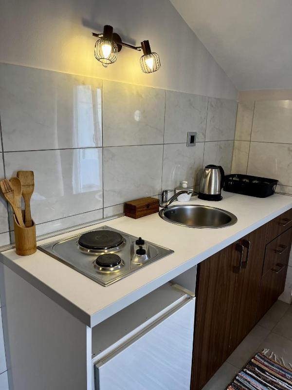 Superior Studio with Balcony image 2