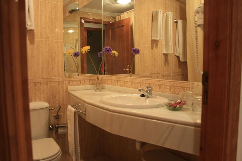 Double Room image 1
