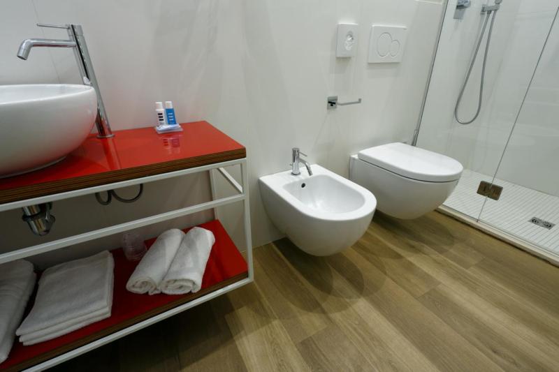 Superior Double Room image 4