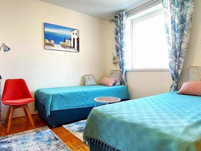 Apartment Roko - 150 m from the Beach - image 11