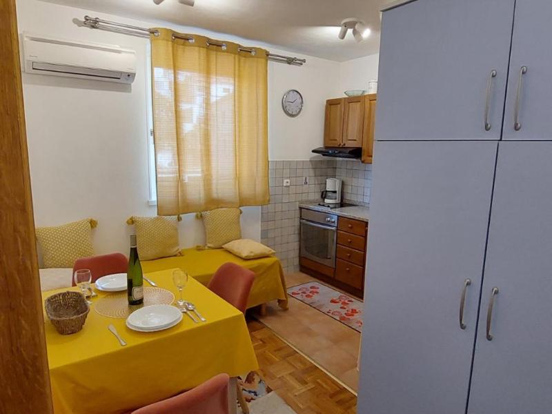Apartment Roko - 150 m from the Beach - image 24