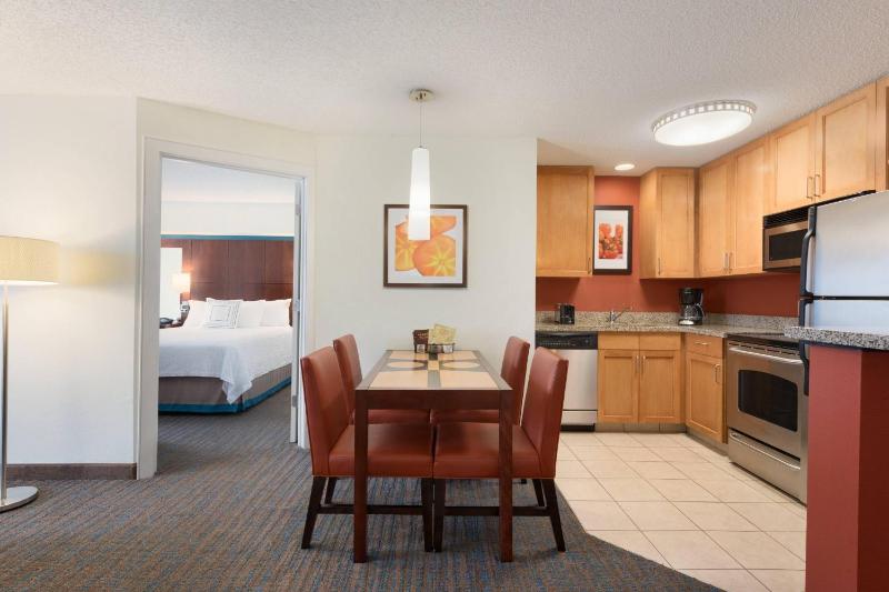 Two-Bedroom Suite image 3