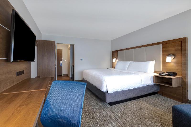 King Suite image 2