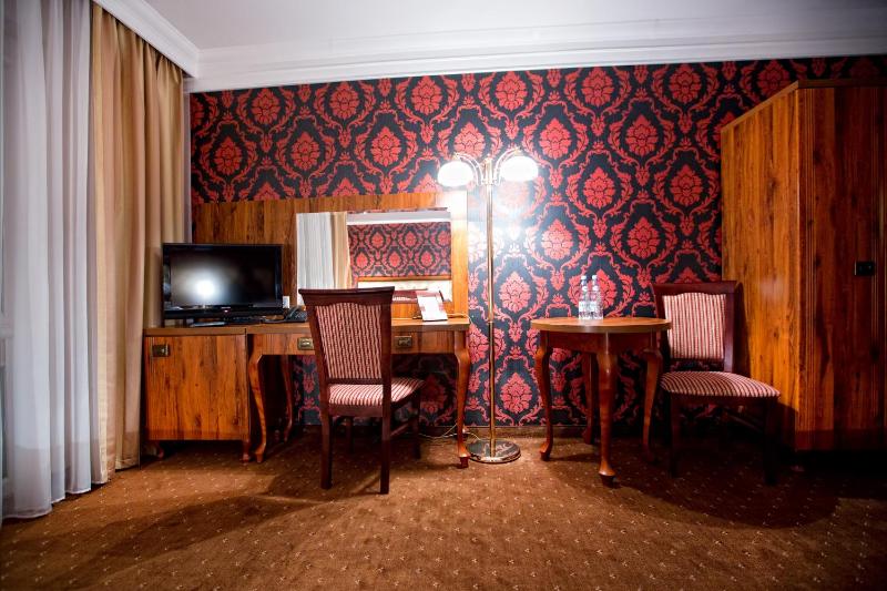Single Room image 3