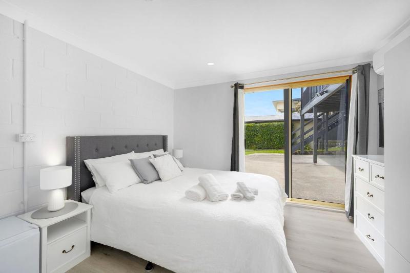 Beach Views on Excellent Studio 27 - Belle Escapes Jervis Bay - image 4