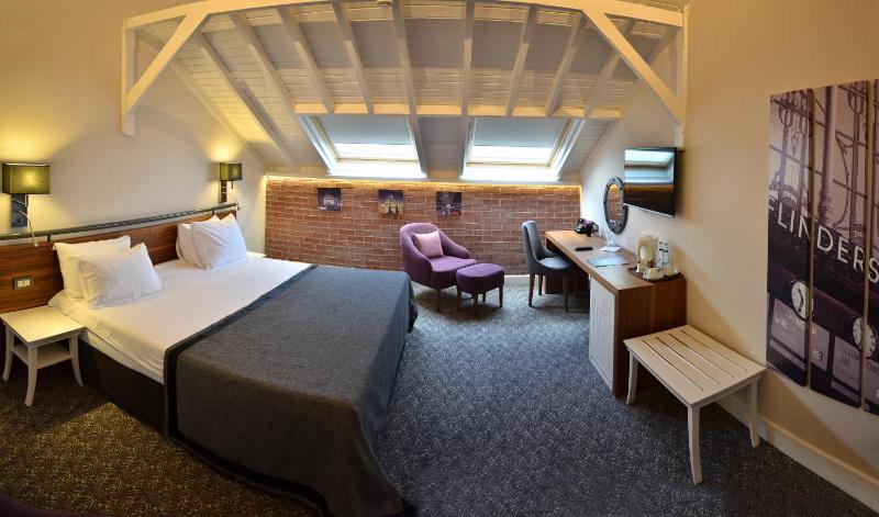 Roof Deluxe Room with Sea View image 1