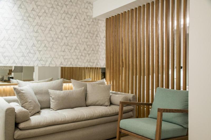 Azure Junior Suite image 3