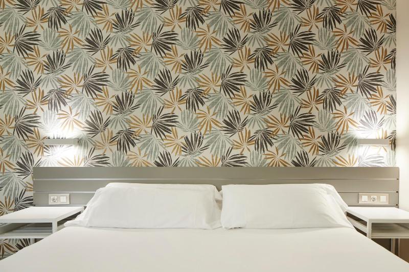 Interior Double or Twin Room image 4
