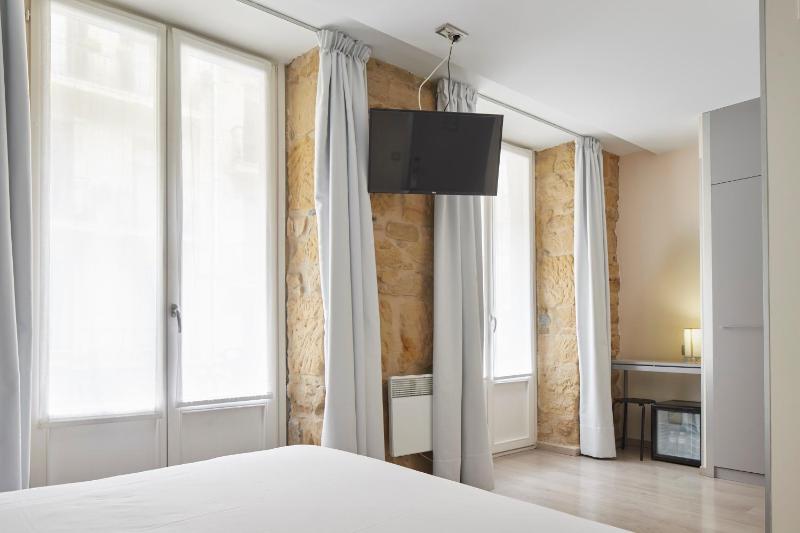 Superior Double Room image 4