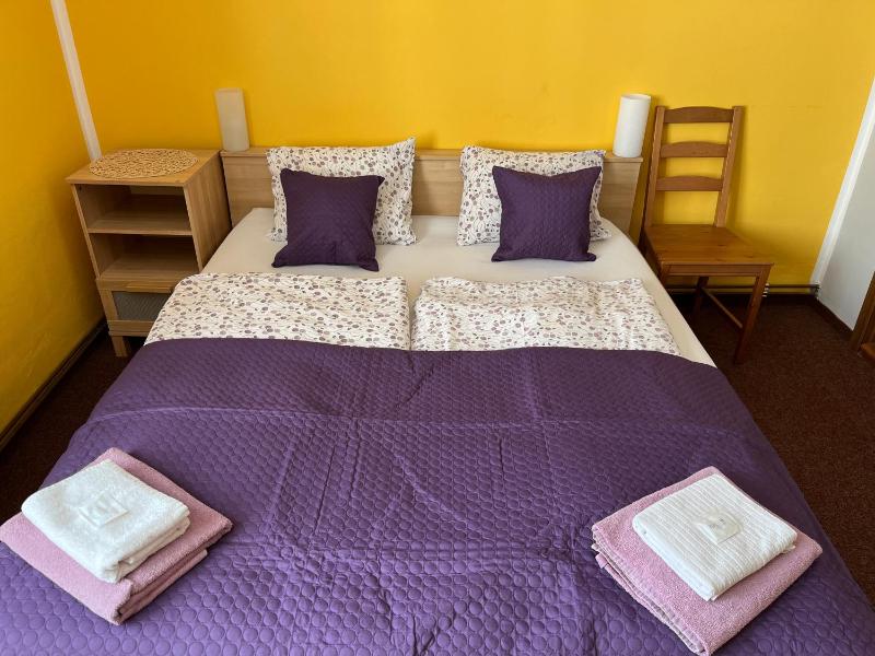 Double Room image 1