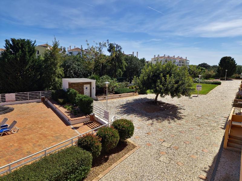 Apartamento Royal Garden T2 by YHA - image 21