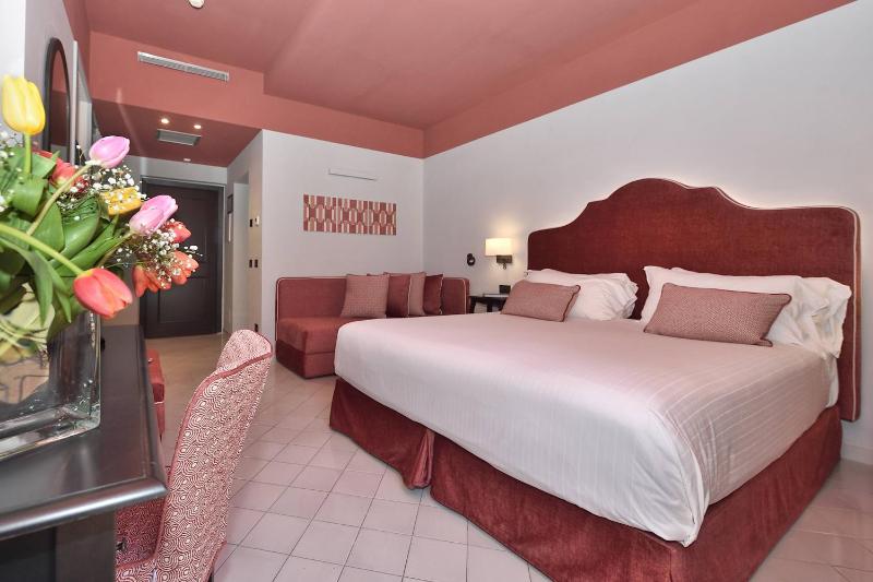 Hotel Royal Positano - image 8