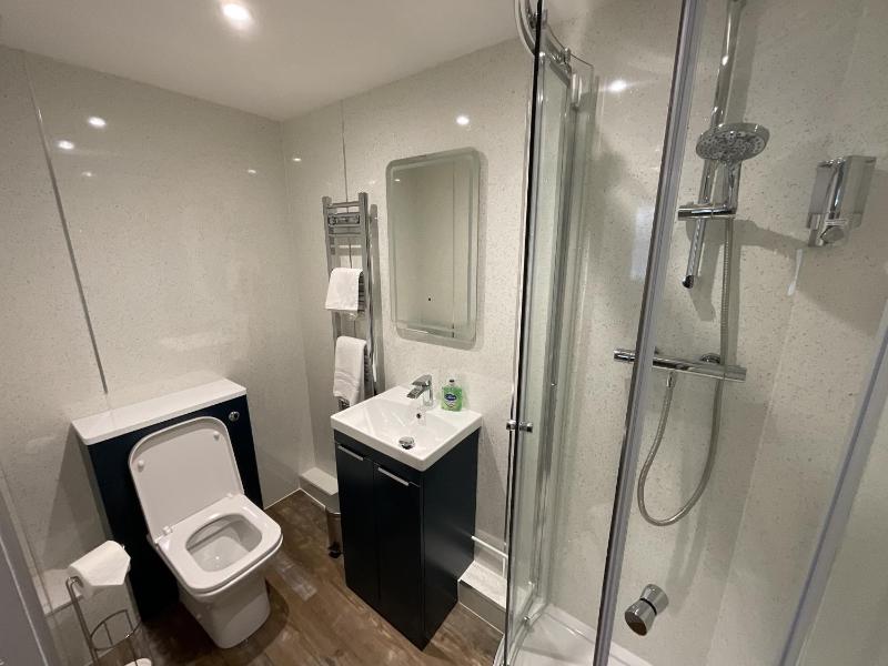 Single Room image 4