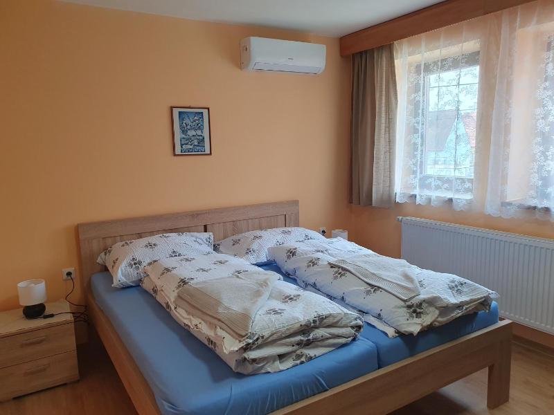 Basic Triple Room image 2