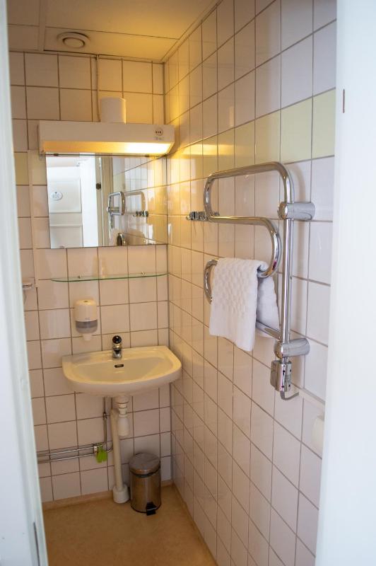 Budget Double Room image 3