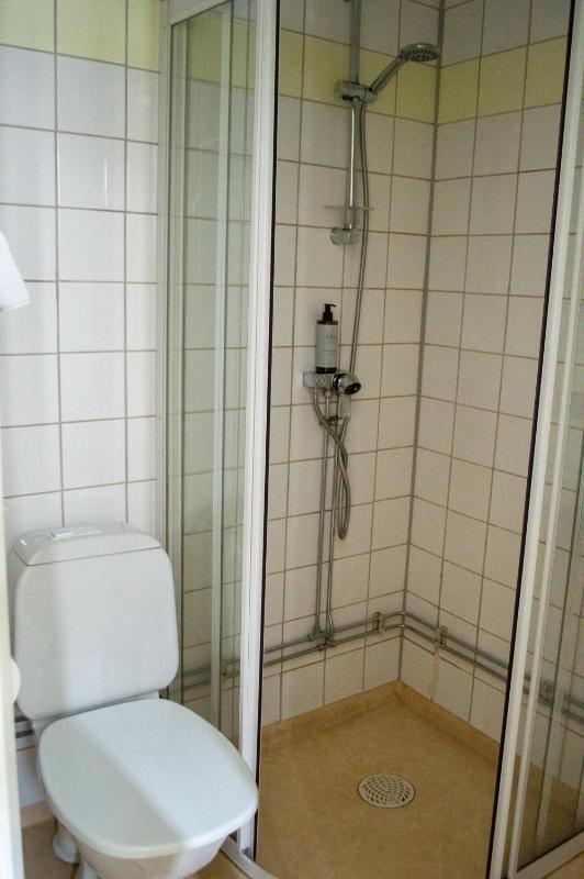 Budget Single Room image 3