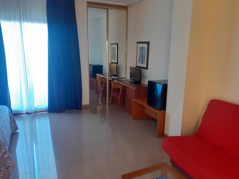 Single Room image 2