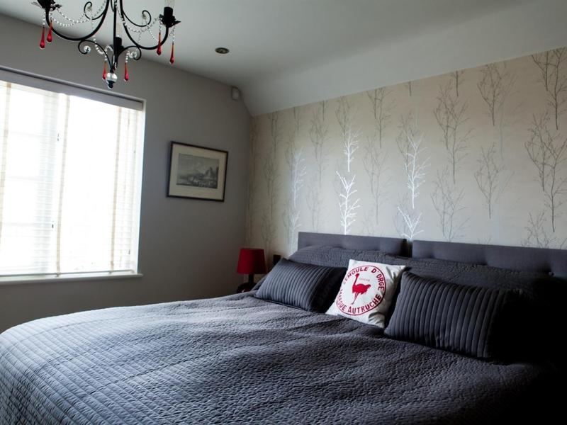 Deluxe Suite image 3