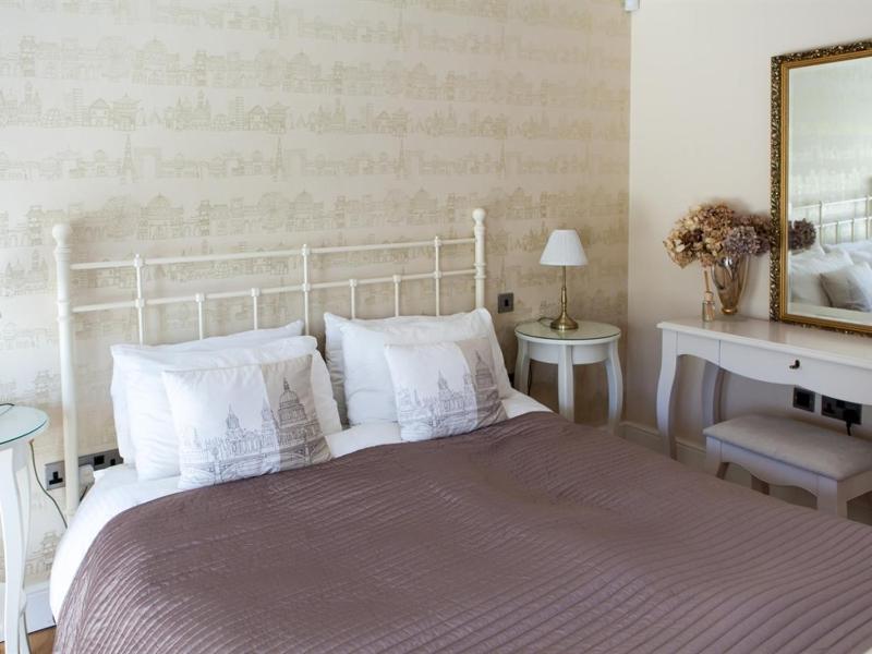 Triple Room image 4