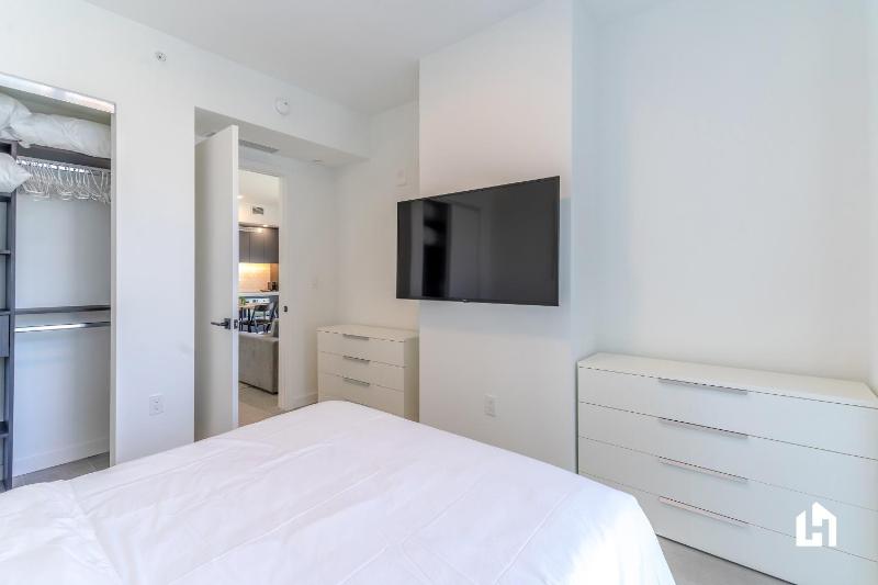 Downtown Miami Condos by Lua Host - image 7