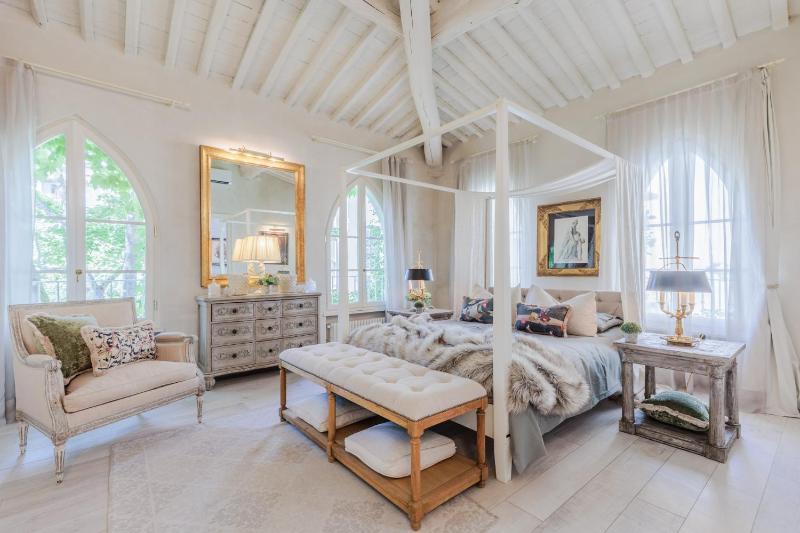 LA CASINA Luxury Apartment inside the Walls of Lucca with Garden airconditioning Wifi - image 13
