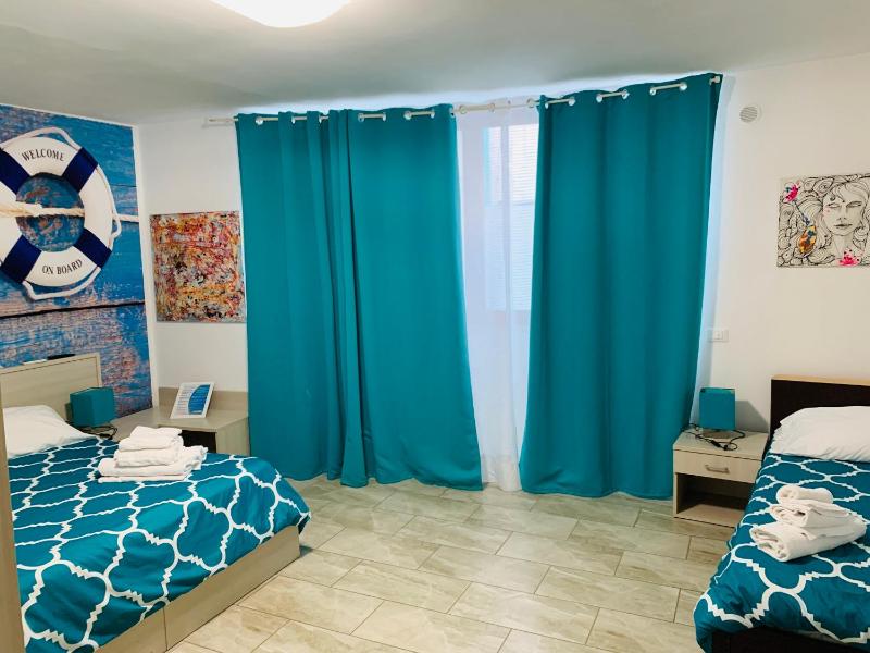 Triple Room image 3