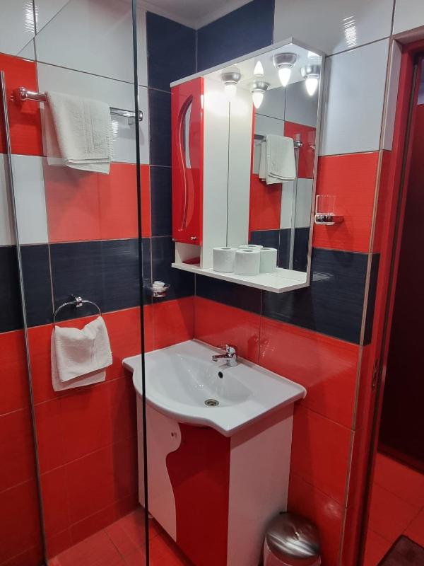 Triple Room with Private Bathroom image 3