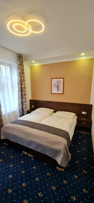 Triple Room image 3
