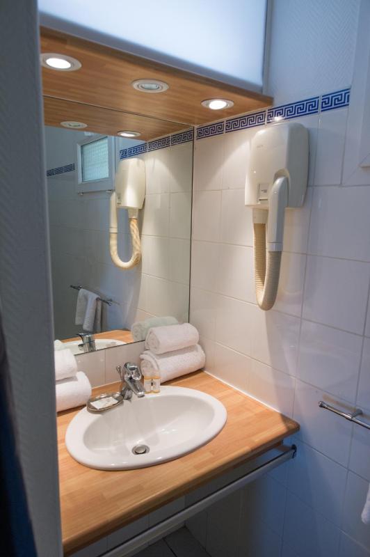 Villa Premium Junior - Sea View with Terrace image 3