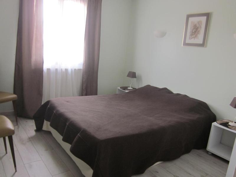 Three-Bedroom Cottage image 3
