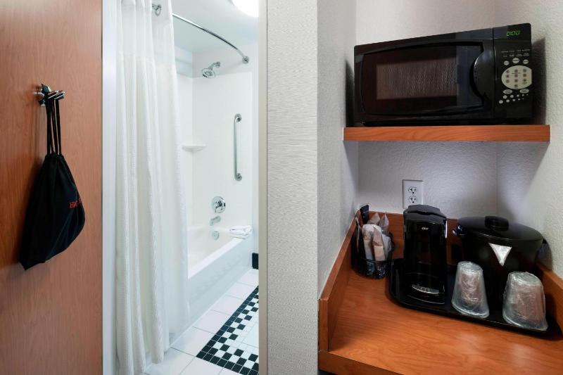 Fairfield by Marriott Inn & Suites Austin Parmer/Tech Ridge - image 6
