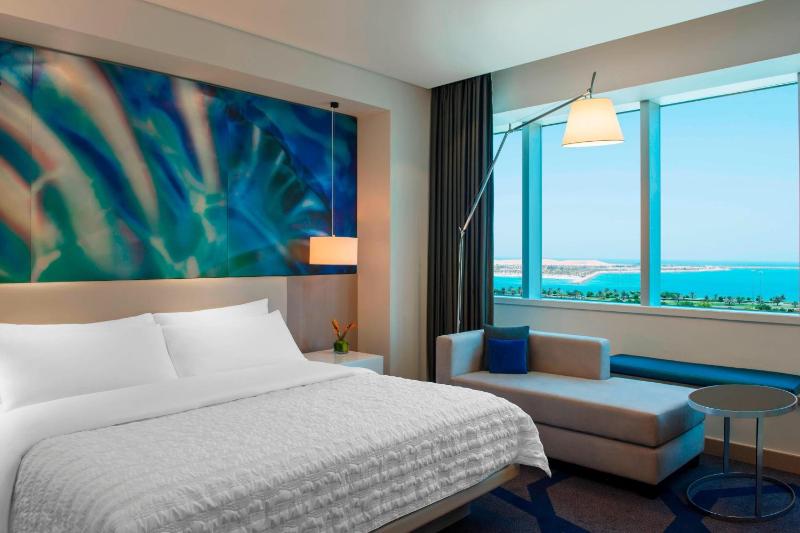 Deluxe Sea View Room, Guest room                       image 4