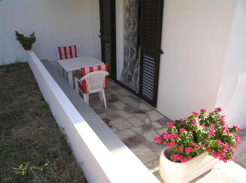 Studio Apartment image 4