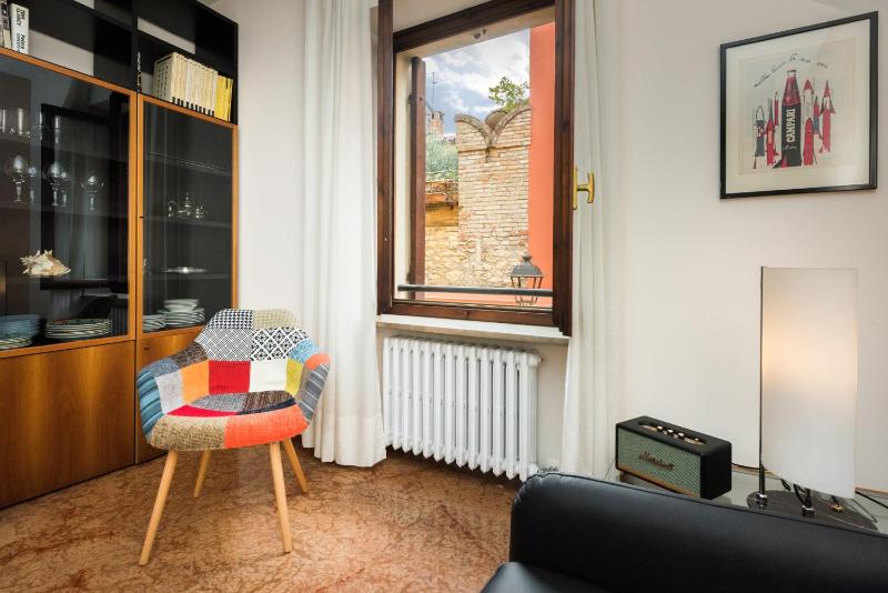 Flats4rent Luca - image 6