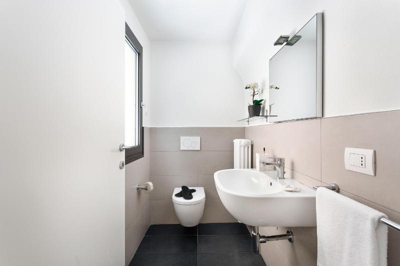 Apartment - Split Level image 1