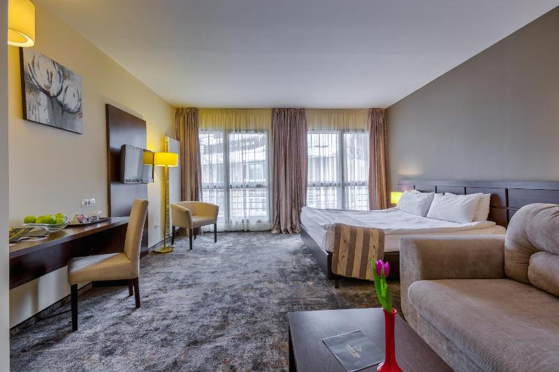 Prestige Suite image 4