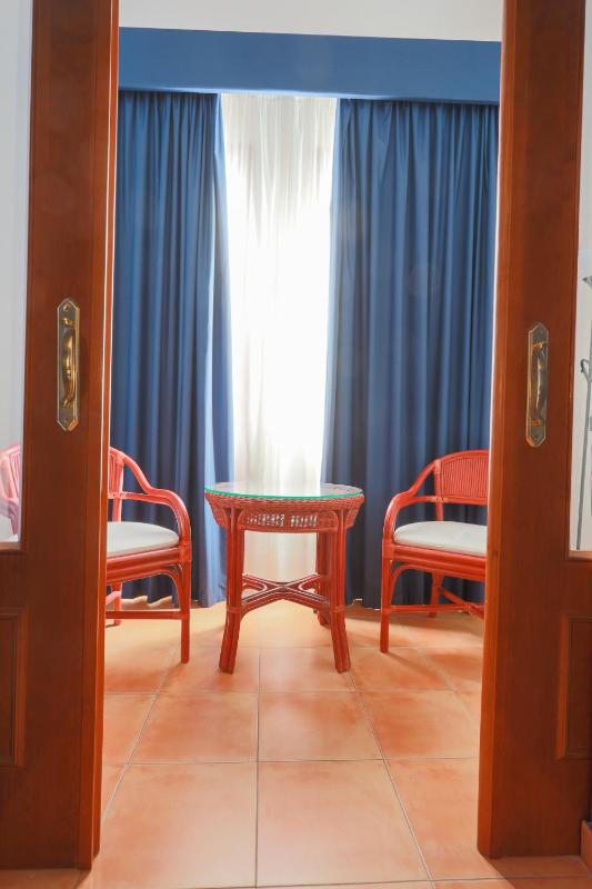 Superior Double Room image 4