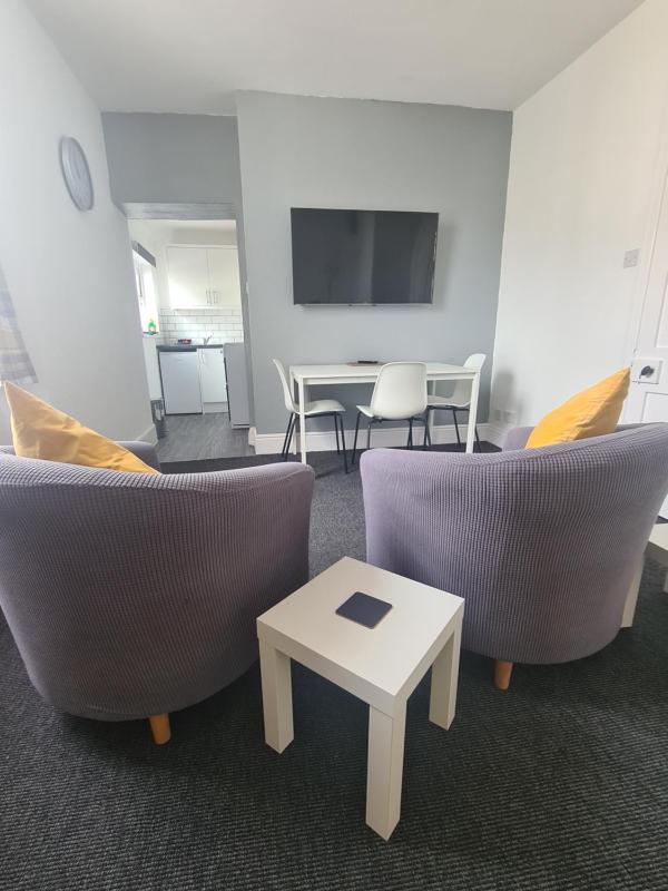 Meadowside Holiday Apartments - image 28