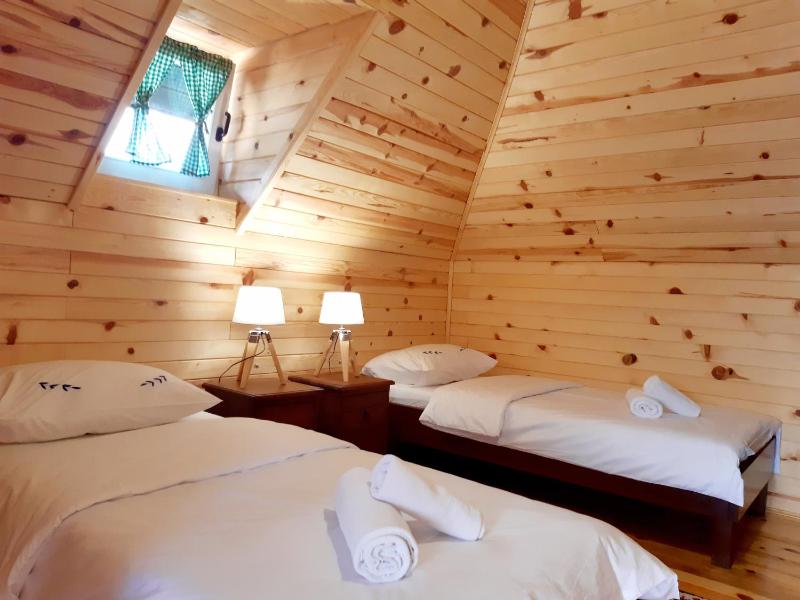 El Paso City Zlatibor - Unique Wooden Cottages Treehouse Wild West Rooms accommodation 1-6 people - image 8