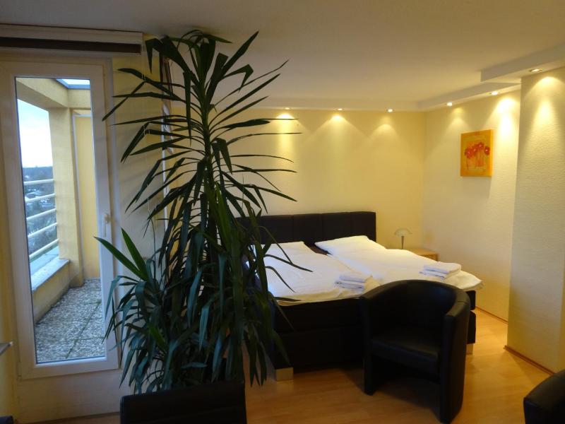 Penthouse Suite image 1