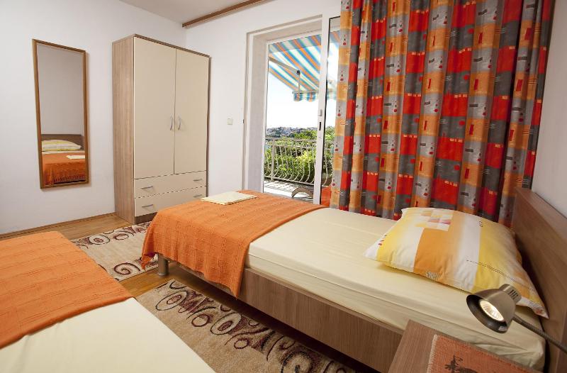Holiday Home image 1