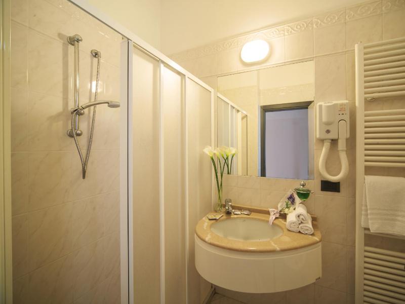 Double or Twin Room image 1