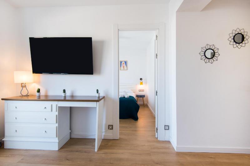 ALOHA MARINA Private APARTMENT 1st line Ocean Beach CARIHUELA - image 8