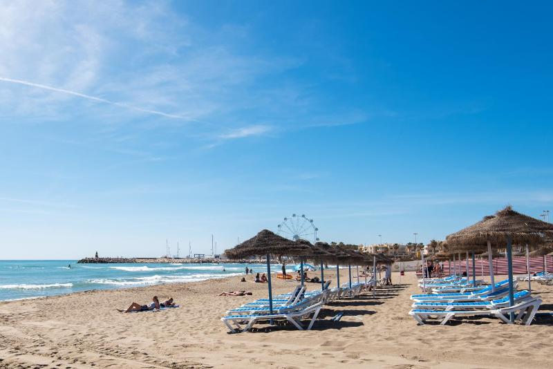 ALOHA MARINA Private APARTMENT 1st line Ocean Beach CARIHUELA - image 3