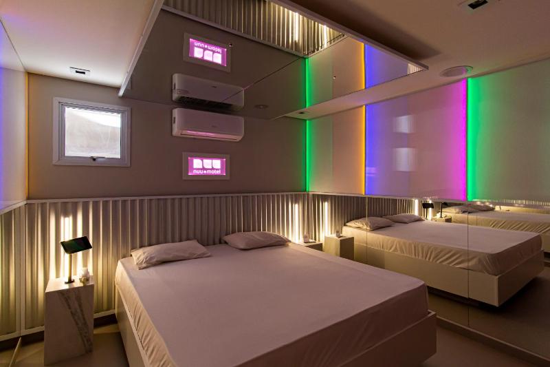 Nuu Motel - image 32