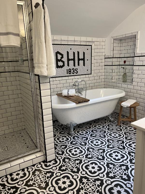 Four-Bedroom Holiday Home image 3